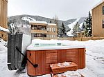 Exterior Complex & Shared Hot Tub