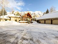 Lane Ranch Mountain Retreat vacation rental property