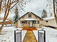 Pinetree Inn Sandpoint vacation rental property