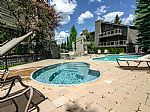 Complex Hot Tub/Pool