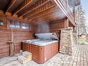 Private Hot Tub