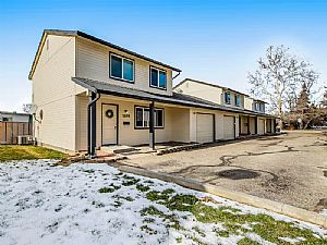 Gigis Cozy Cottage Townhomes
