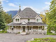 MacDonalds Dromore Estate (Main House) - Bayview vacation rental property
