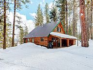 Elo Cabin vacation rental property