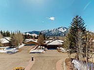 Baldy View Retreat vacation rental property