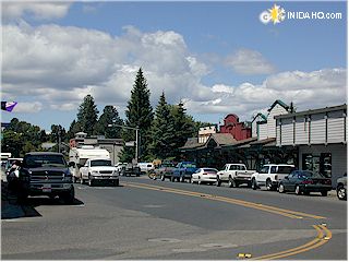 Downtown McCall, © 2002 InIdaho.com