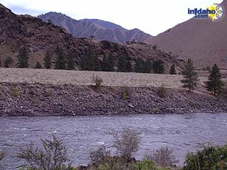 Salmon River, © 2002 InIdaho.com